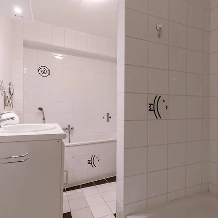Cozy 2 Bedroom T76 Ostende